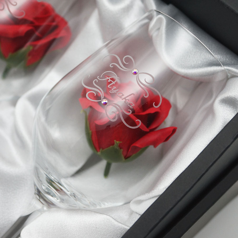 名前入り彫刻 ペアワイングラス ラインストーンデコ ソープフラワー付 化粧箱入